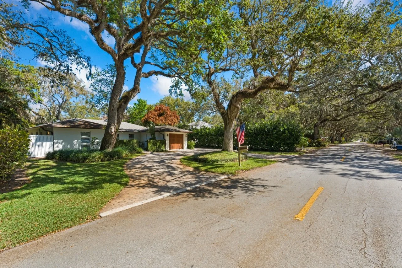 315 Date Palm Road — photograph 10 of 31