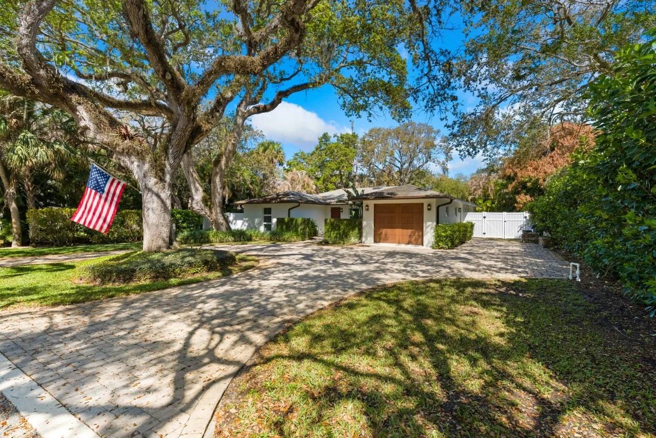 315 Date Palm Road — photograph 11 of 31