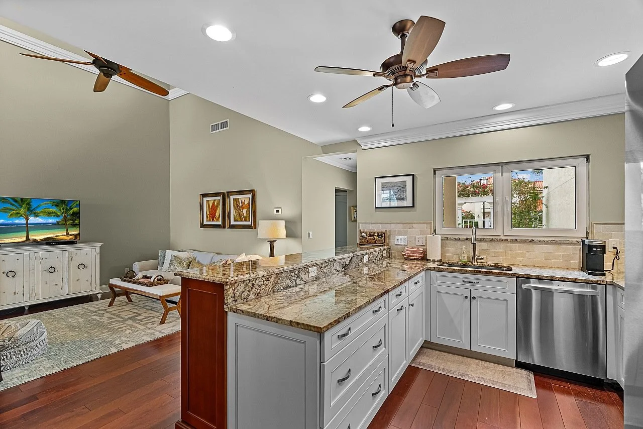 1432 St Davids Ln β photograph 15 of 33