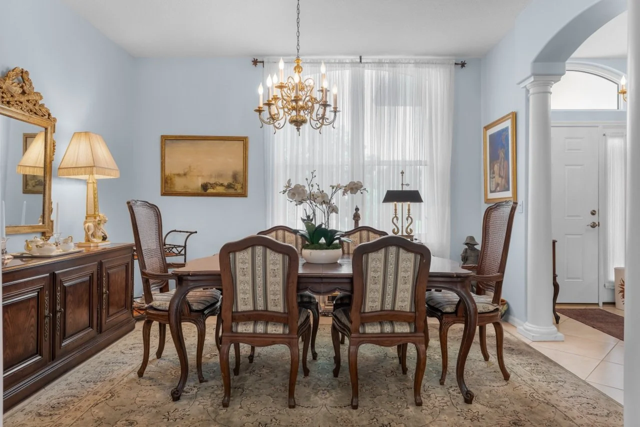 2130 Oyster Bay Drive — photograph 3 of 36