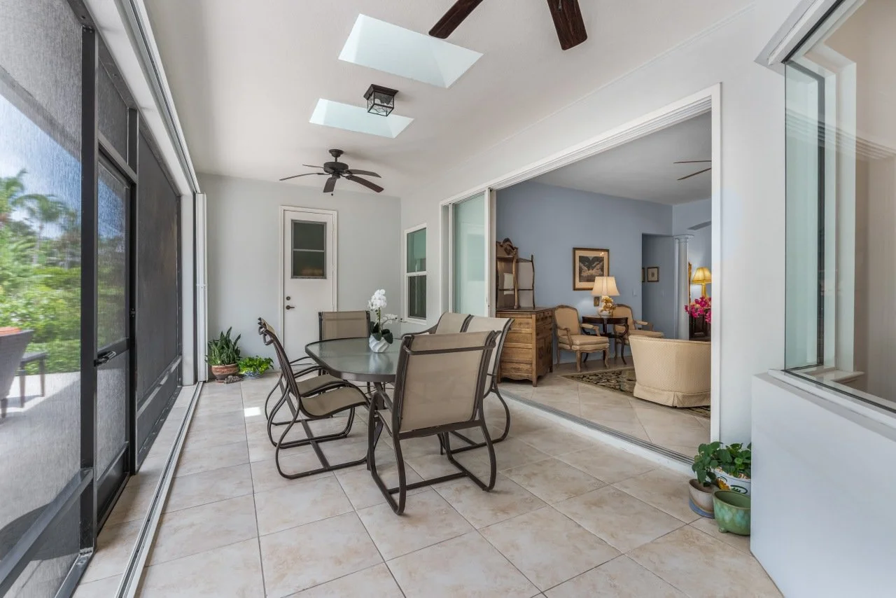 2130 Oyster Bay Drive — photograph 10 of 36
