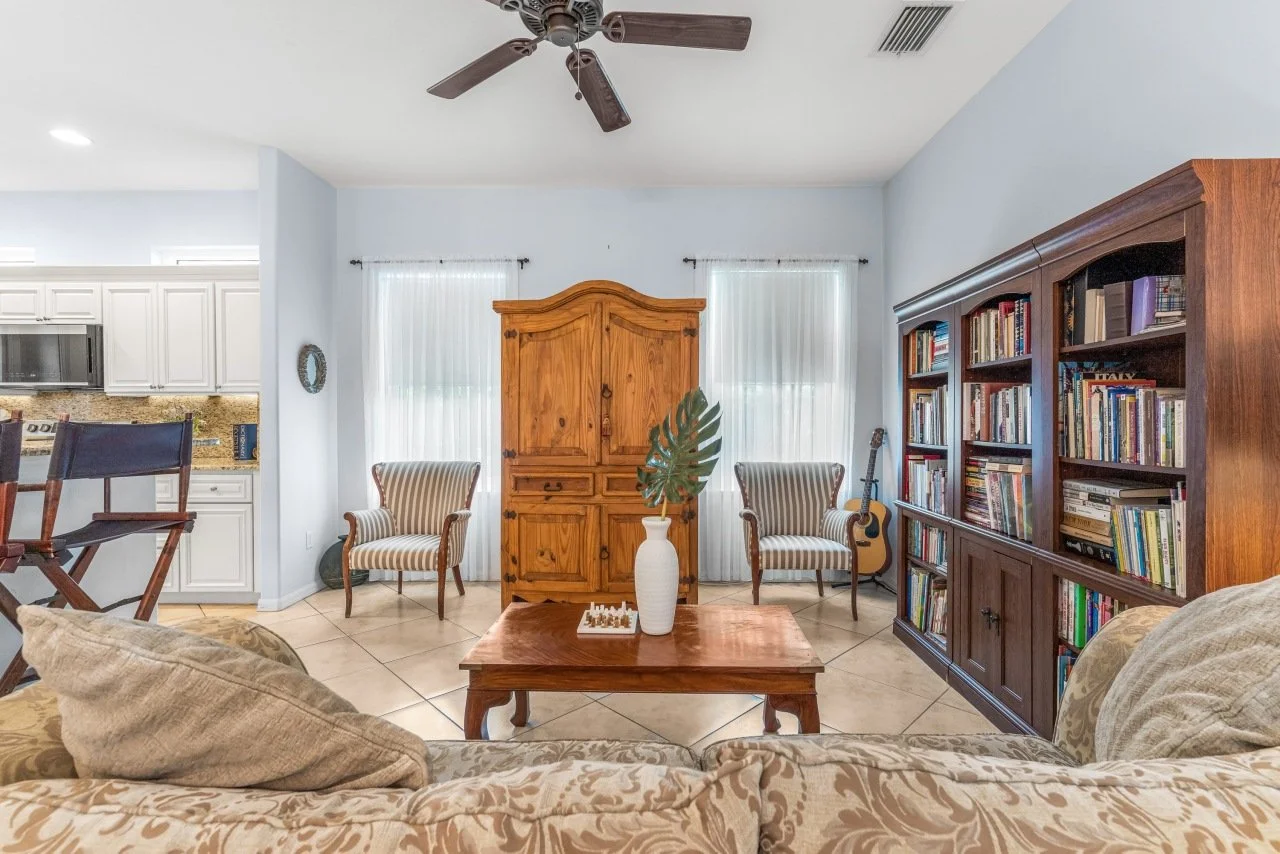2130 Oyster Bay Drive — photograph 17 of 36