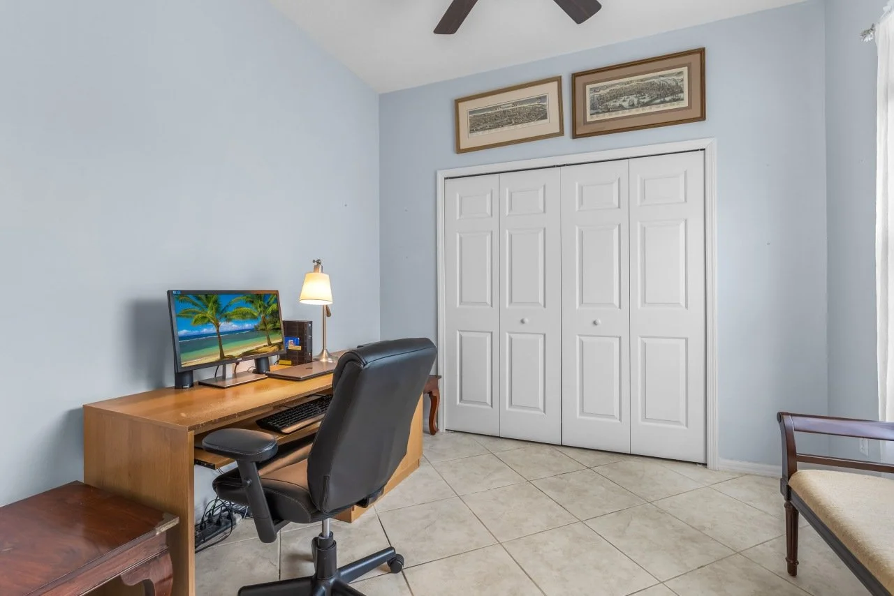 2130 Oyster Bay Drive — photograph 20 of 36