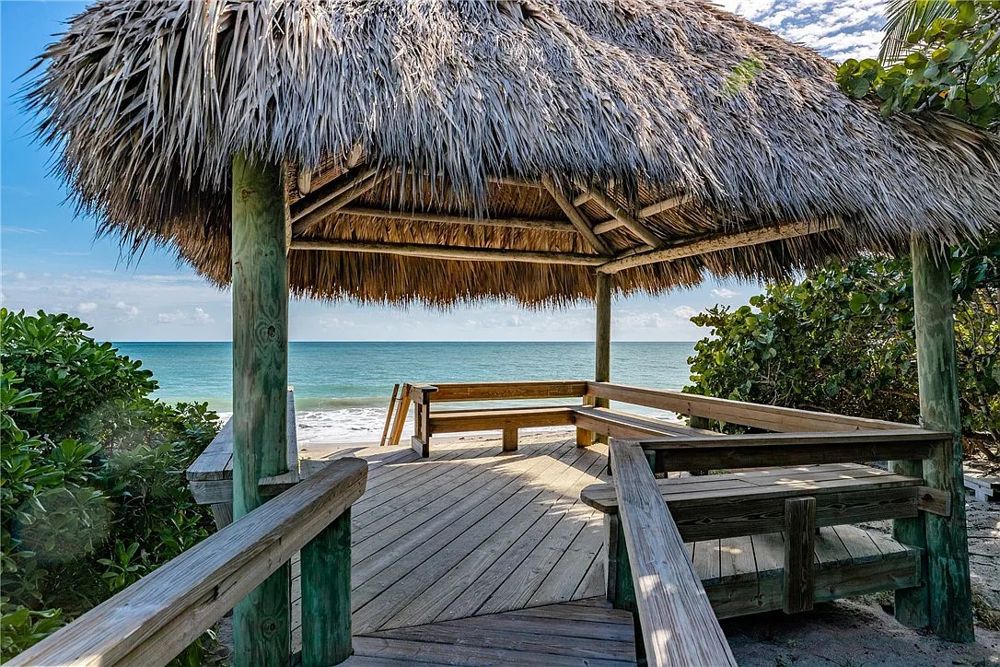 Vero Beach delivers Atlantic surf, sea turtle nesting, and beaches that stay walkable on weekends.