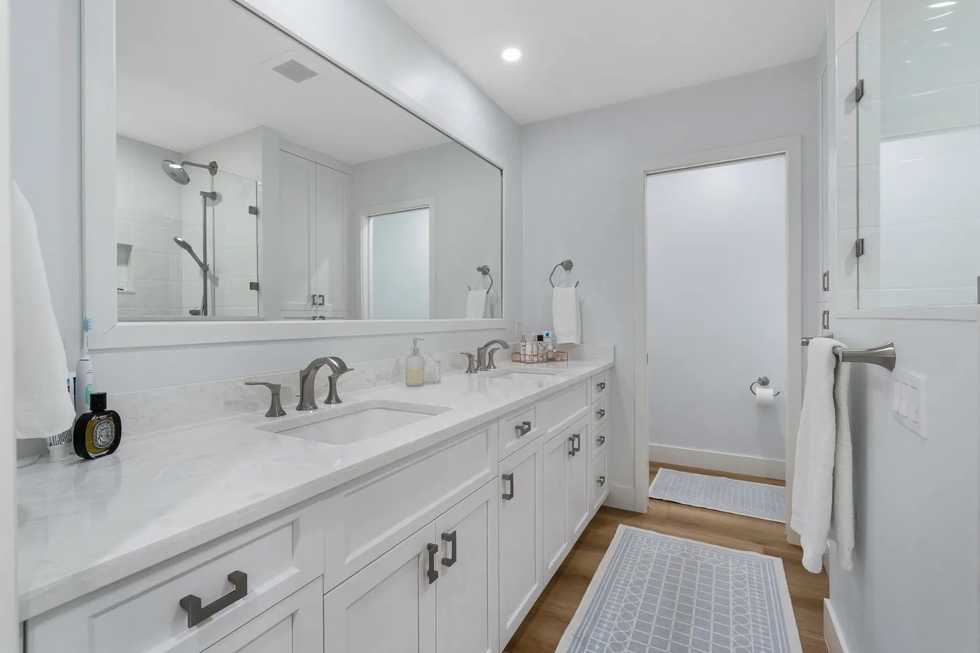 1776 Mooringline Drive, PH-C: the primary bath with its double vanity