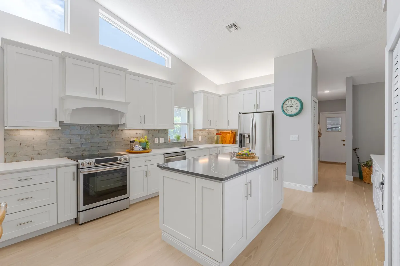 5795 Magnolia Lane: the kitchen and island